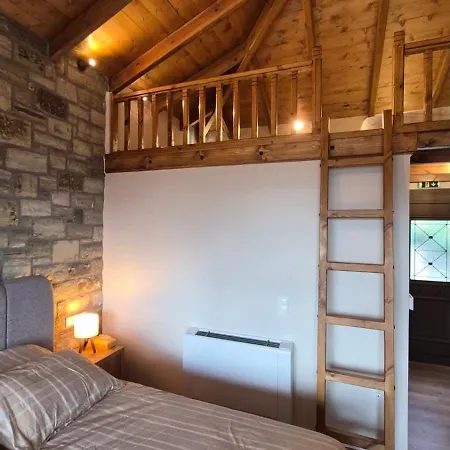 Stone Loft * Karpeníszi